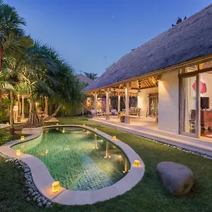 Tirta Naga Bali Villa Seminyak